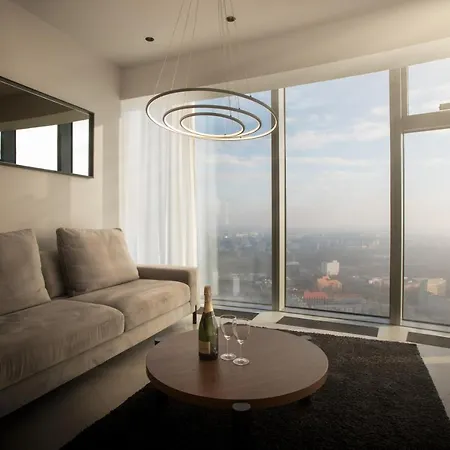 Sky Tower Apartament *