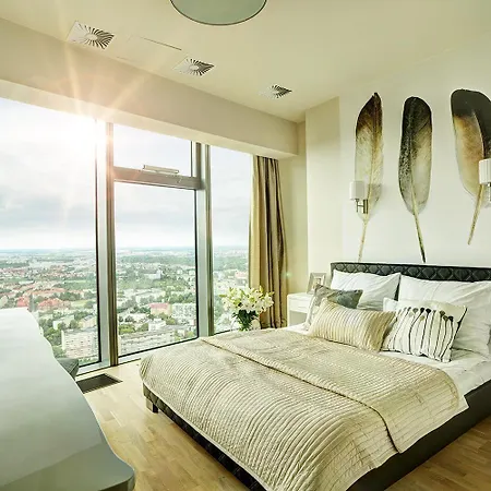 Sky Tower Apartament
