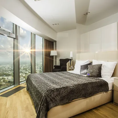 Sky Tower - In The Sky Apartment *