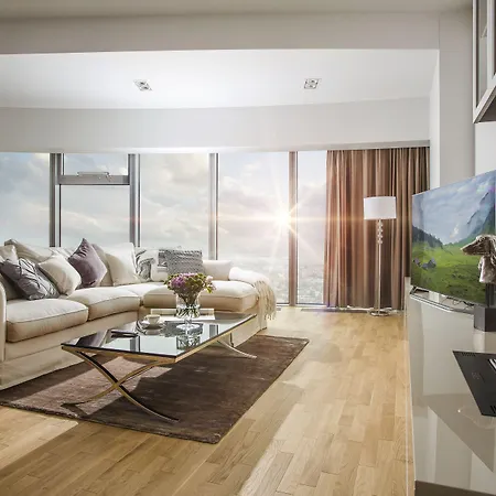 Apartment Sky Tower - In The Sky Breslau